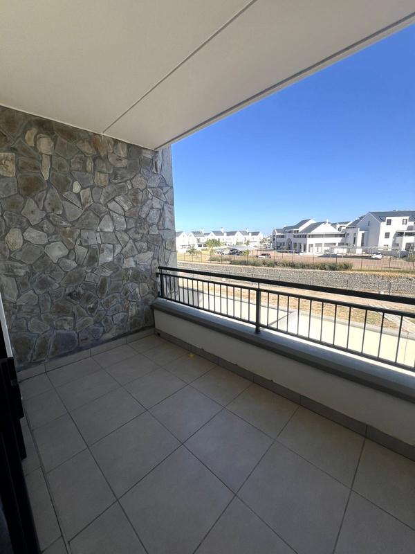 To Let 2 Bedroom Property for Rent in The Huntsman Western Cape